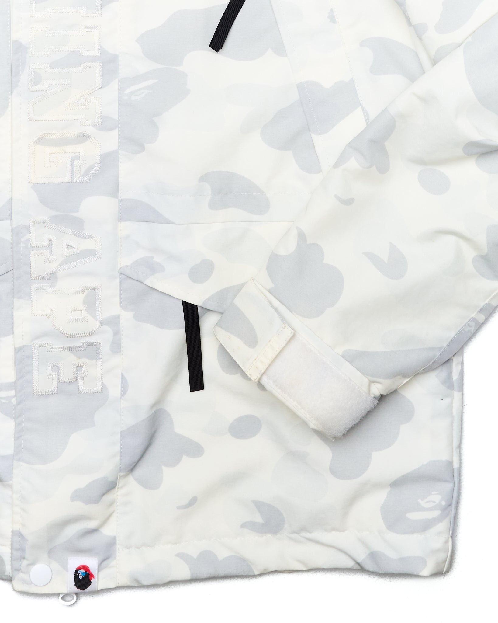 09’ BAPE Pirate Store White Camo Snow Shell Jacket