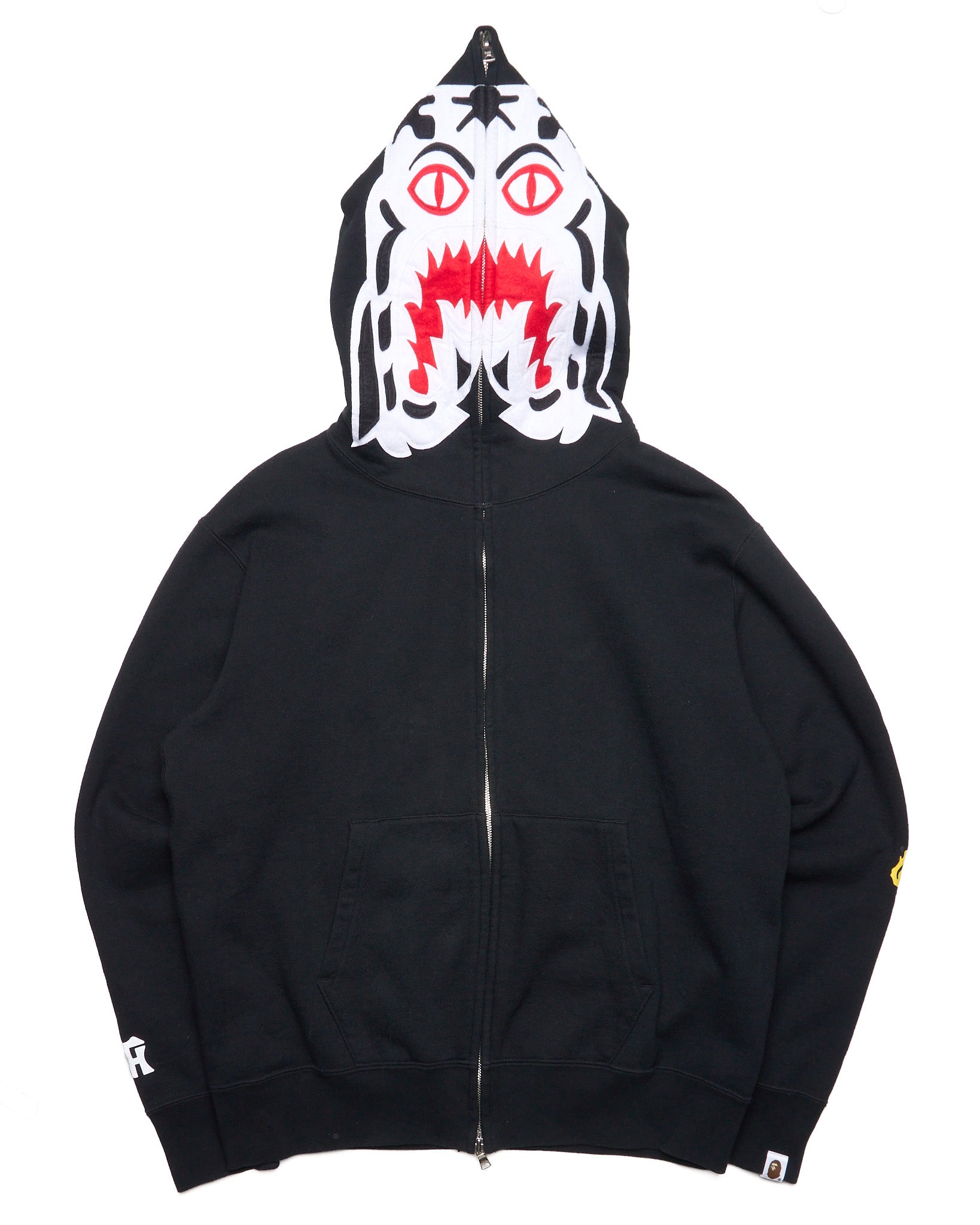 ‘09 BAPE Classics x Hanshin Tigers White Tiger Shark Full-Zip Hoodie
