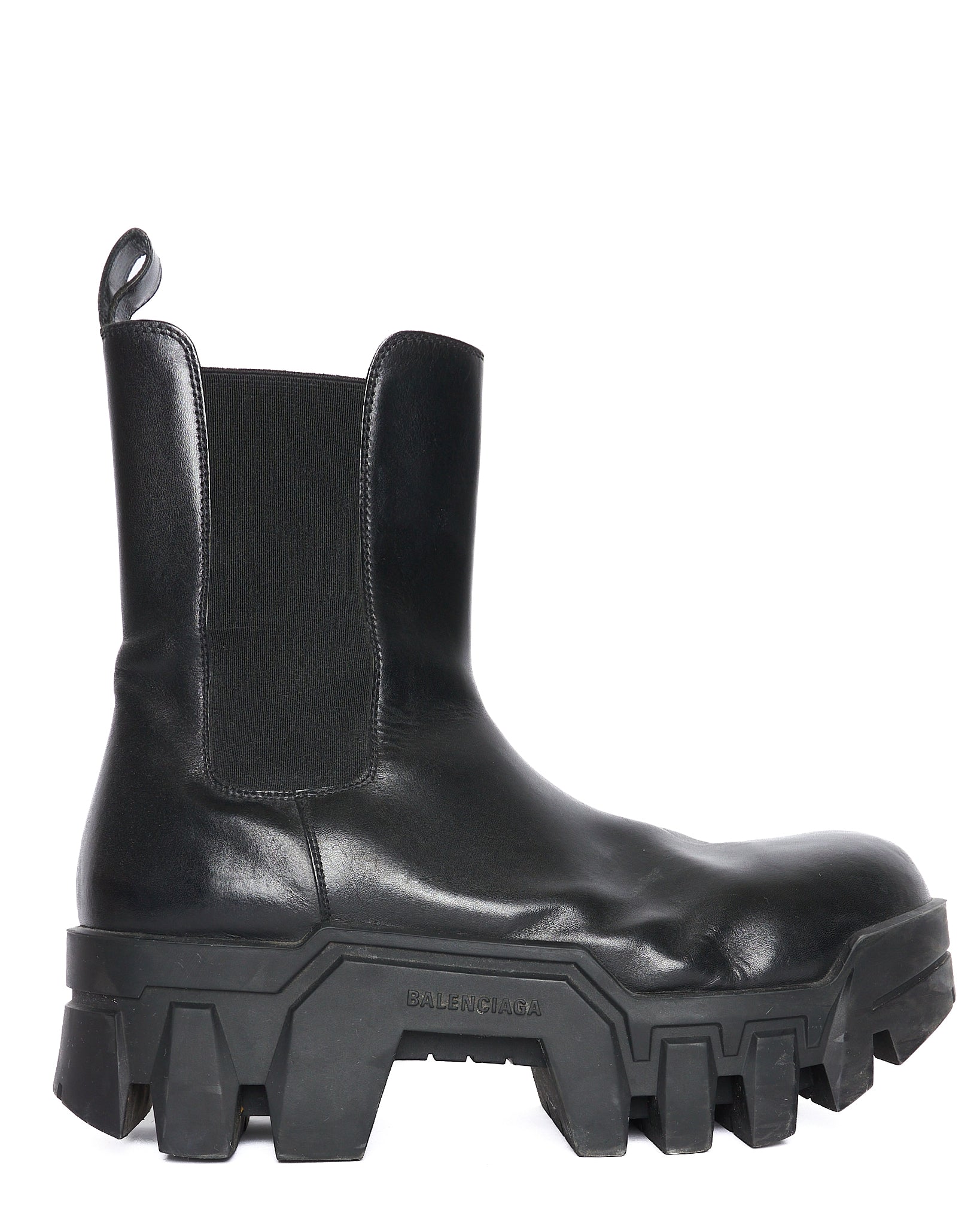 A/W22 Balenciaga Calfskin Bulldozer Chelsea Boots