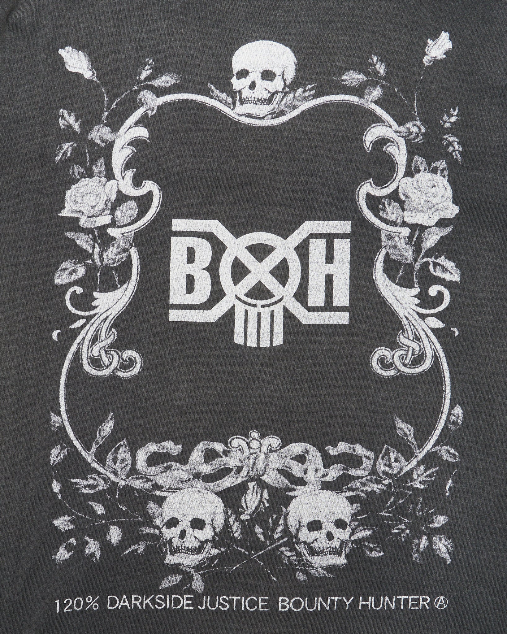 Mid 00s Bounty Hunter Ornate Skull Graphic Tee