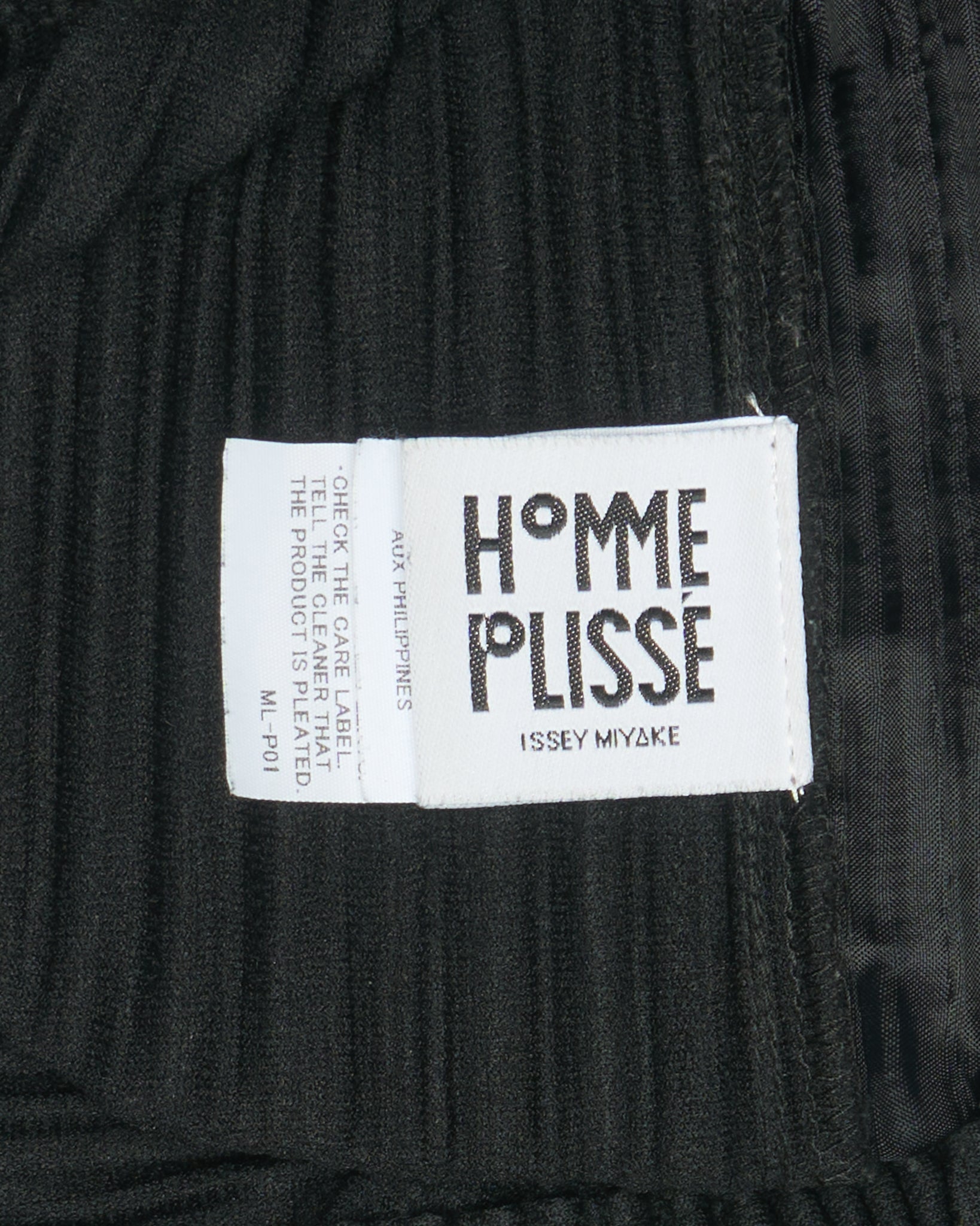 Issey Miyake Homme Plissé Black Cropped Jogger Pleated Pant