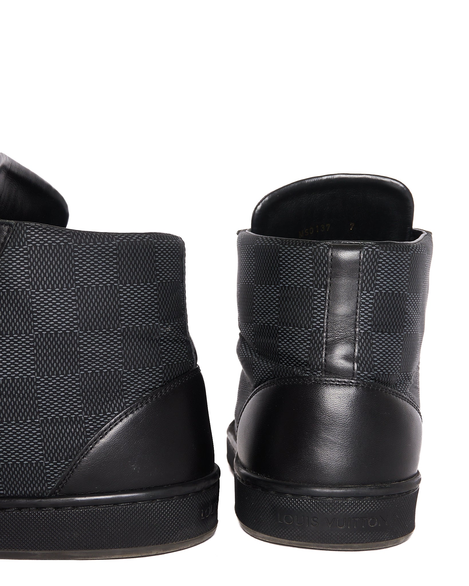S/S17 Louis Vuitton Offshore Monogram Black/Graphite Sneaker