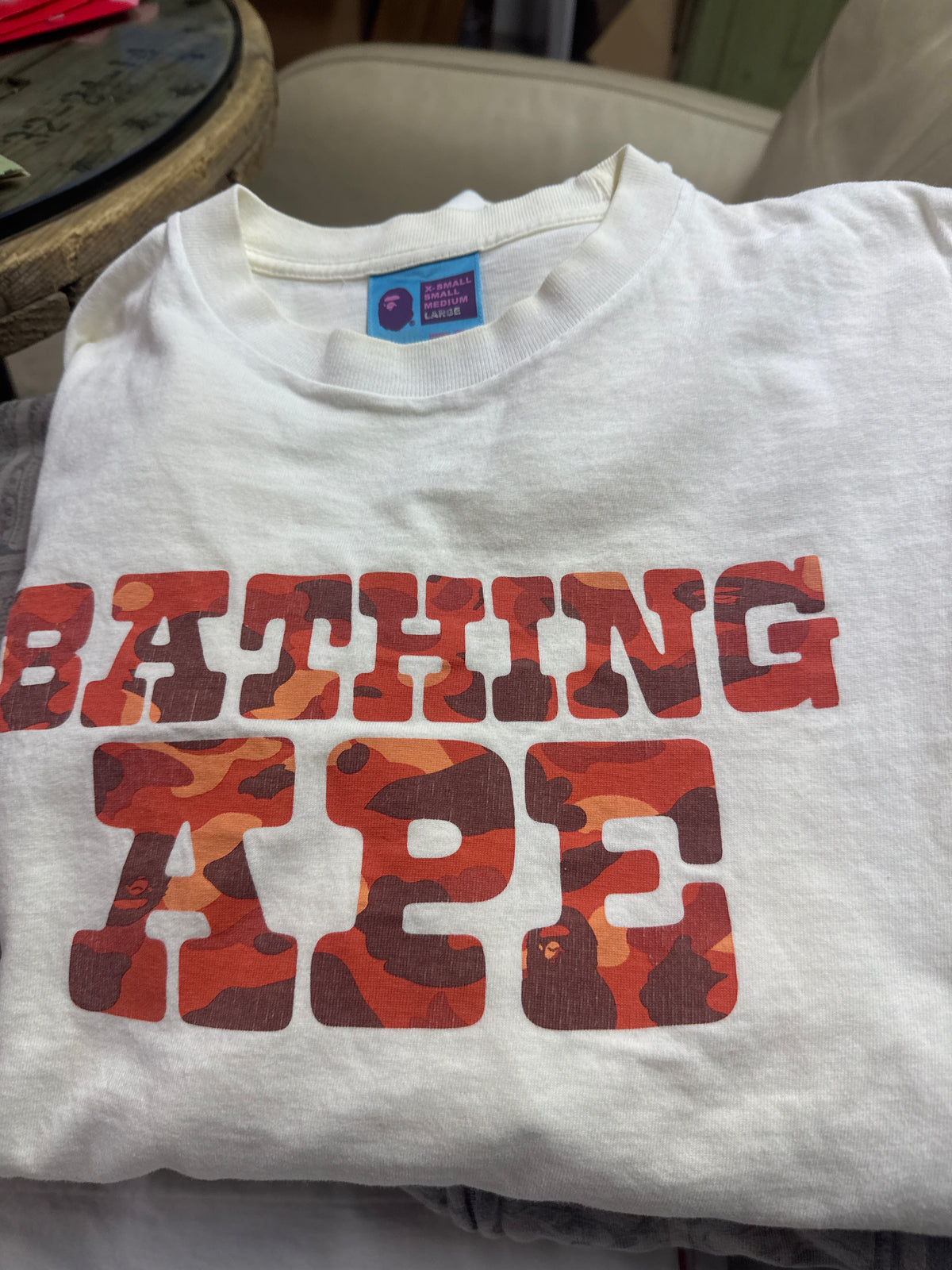 05’ BAPE Red Camo Spell-out White Long Sleeve Shirt