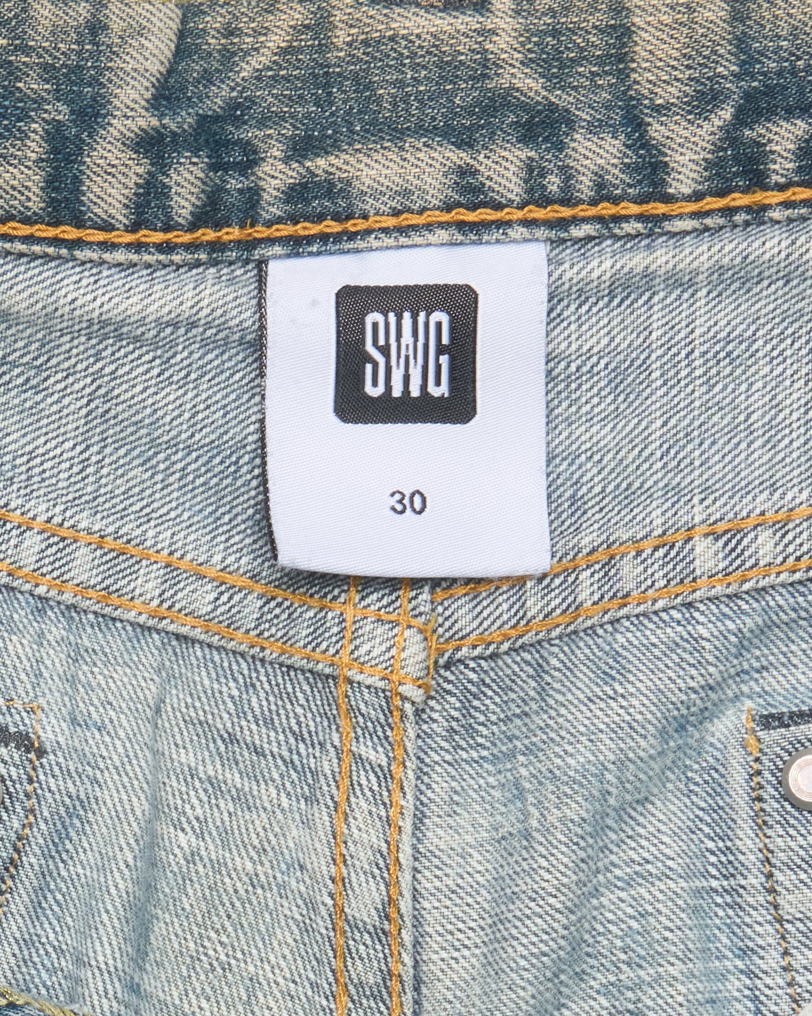 Early 00s Swagger Distressed Straight-Cut Jeans