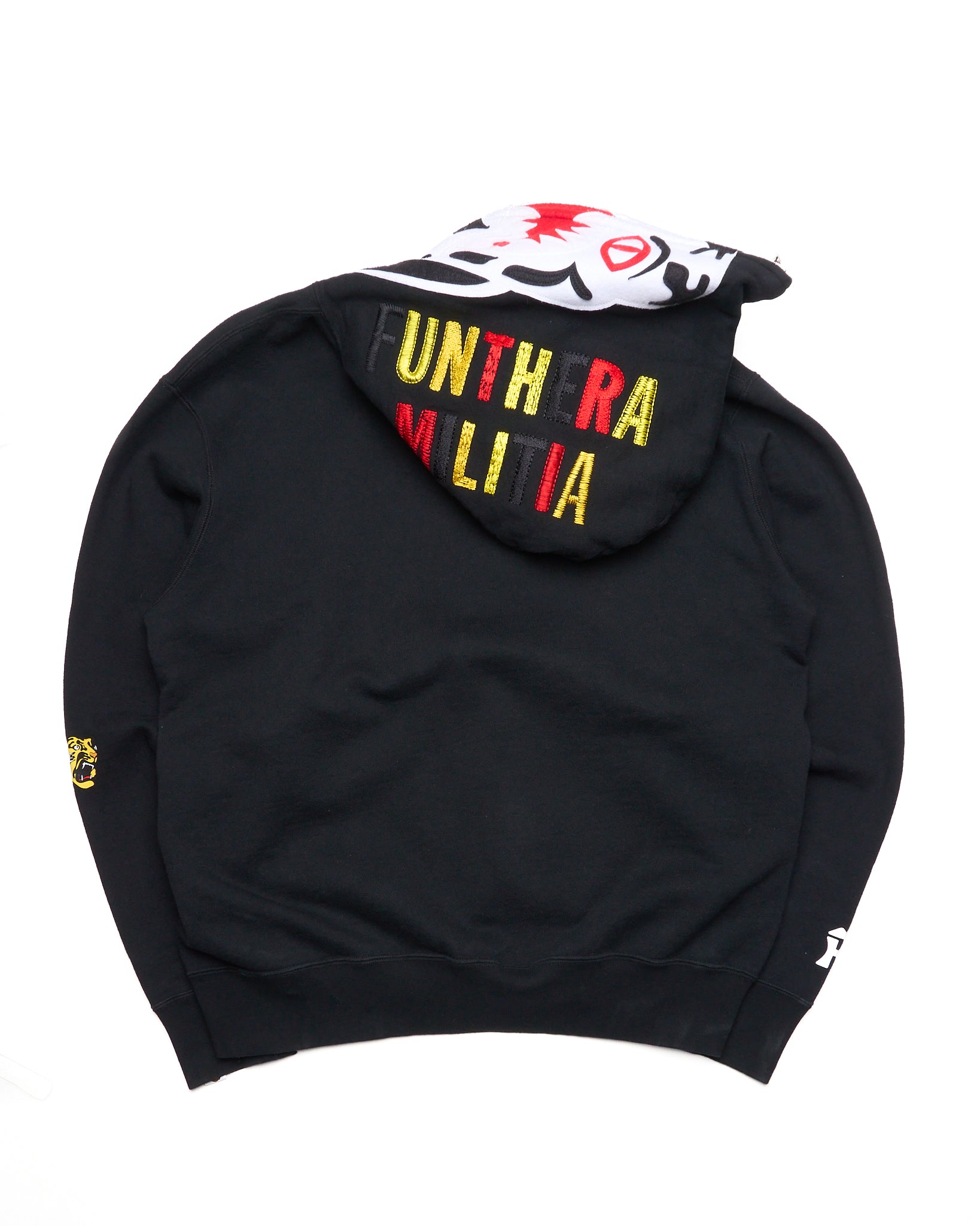 ‘09 BAPE Classics x Hanshin Tigers White Tiger Shark Full-Zip Hoodie