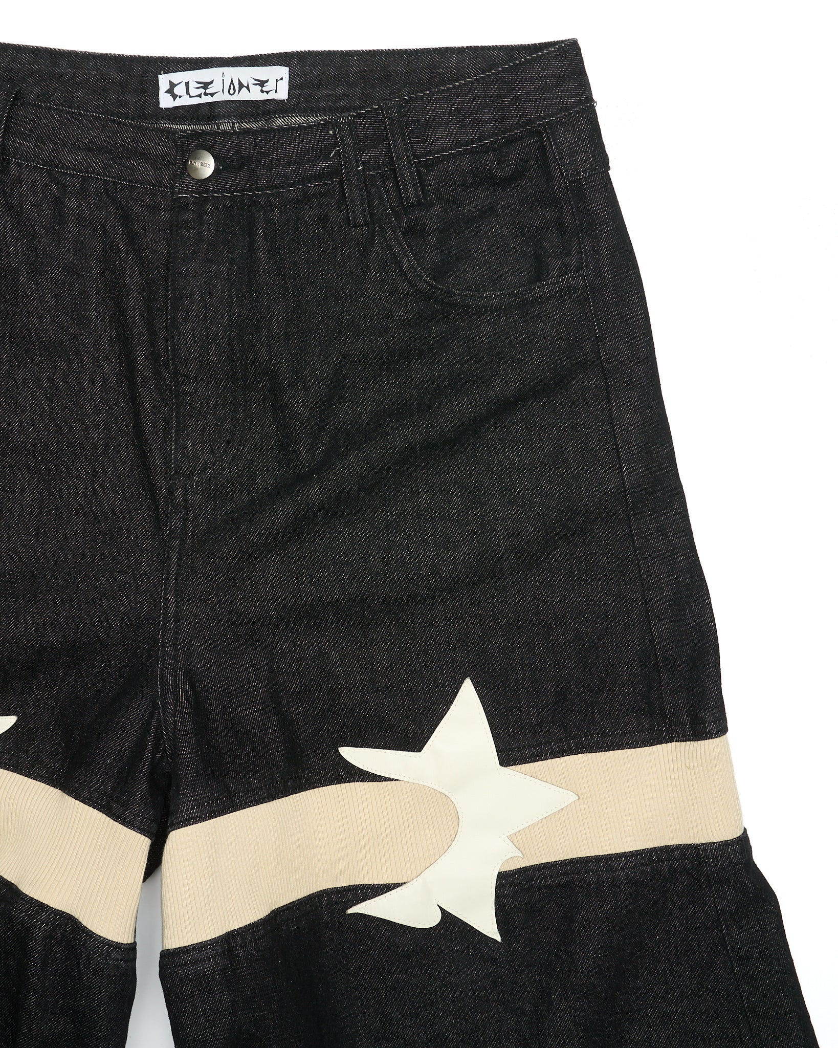 CLEiONER Black Star Appliqué Wide Leg Denim Shorts
