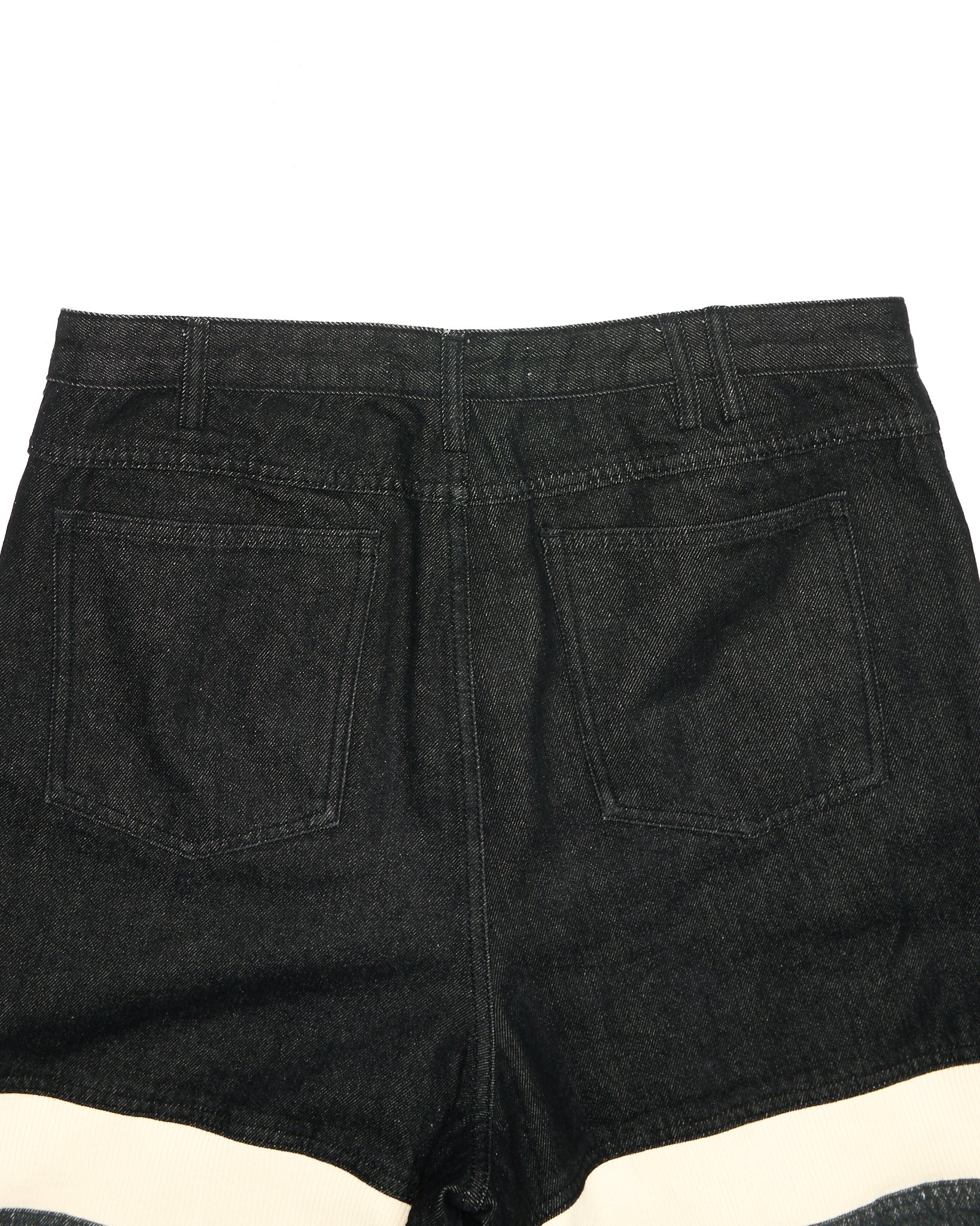 CLEiONER Black Star Appliqué Wide Leg Denim Shorts