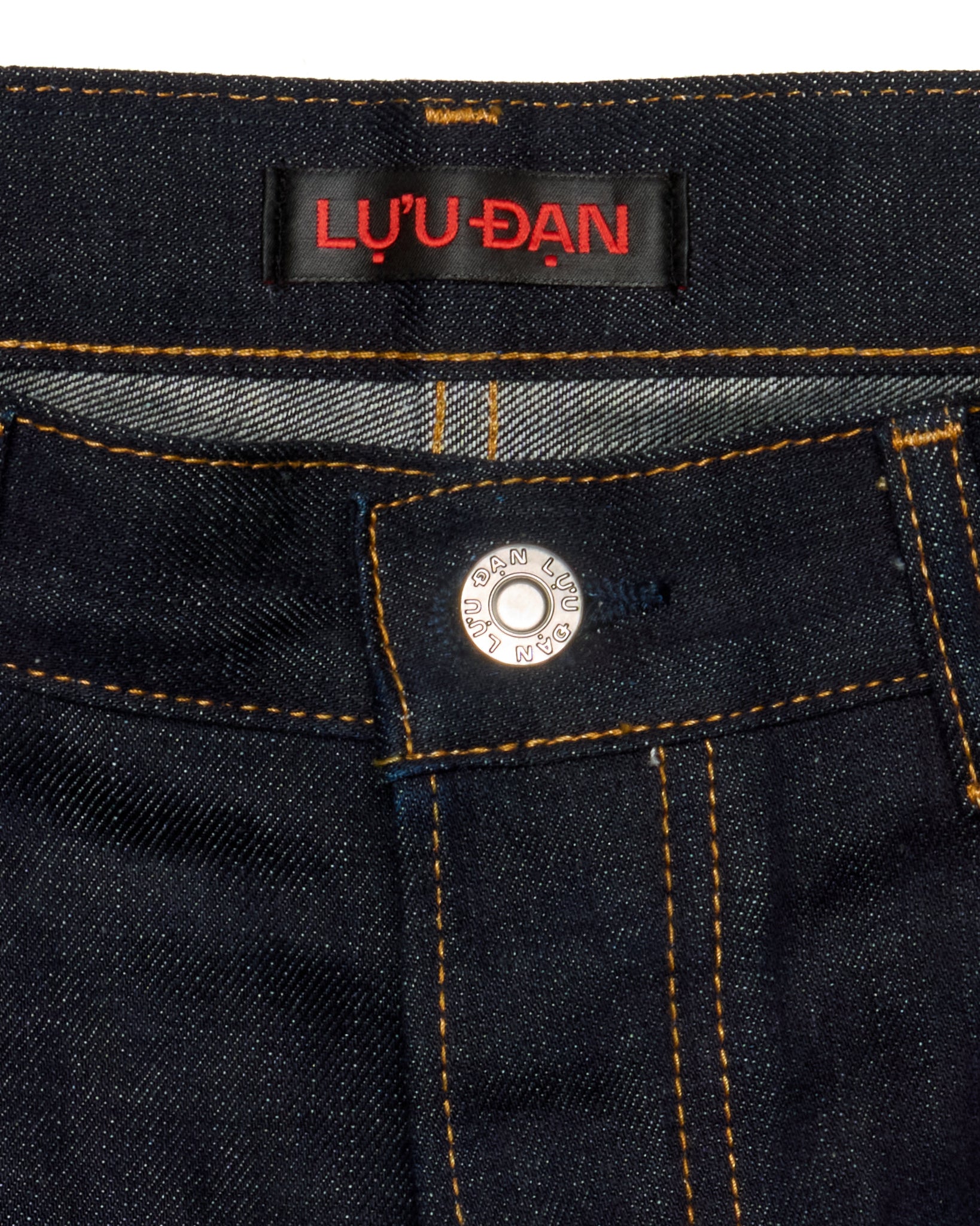 LỰU ĐẠN Heavy Flared Jeans