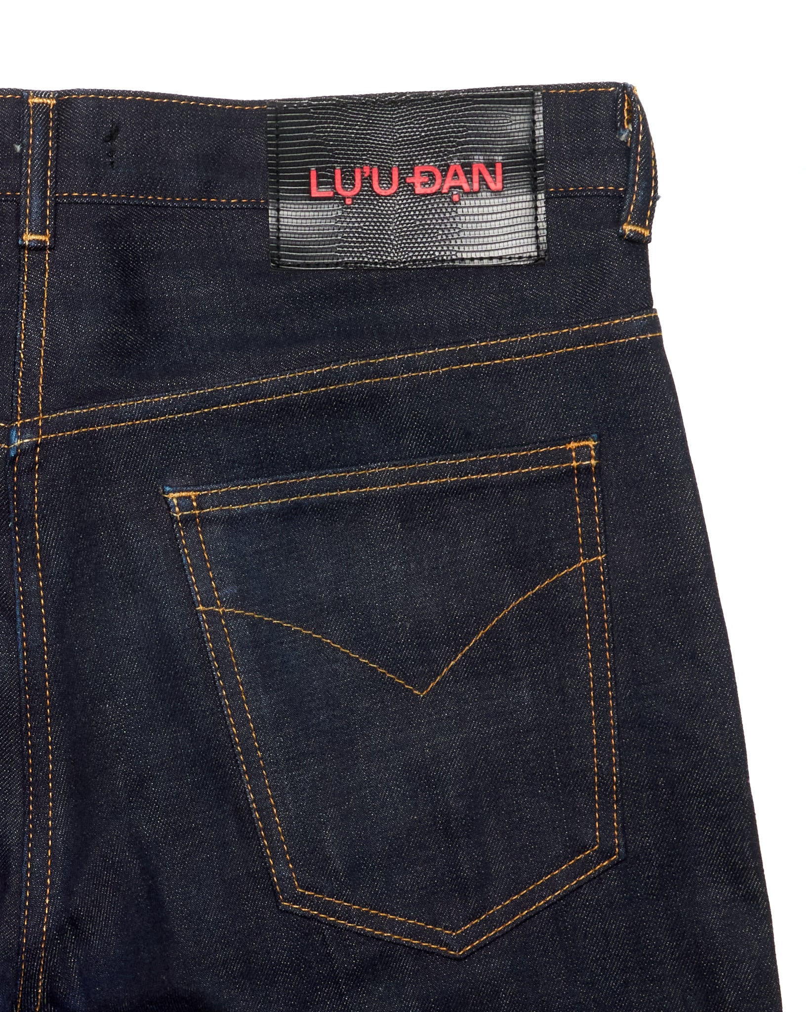 LỰU ĐẠN Heavy Flared Jeans