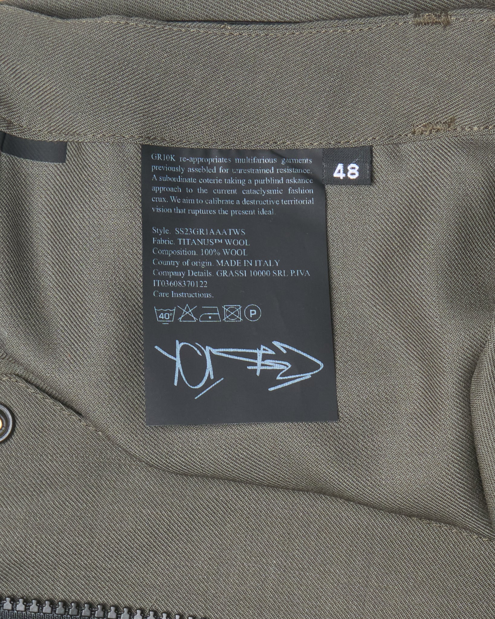 GR10K Titanus Arc Zip-Pant