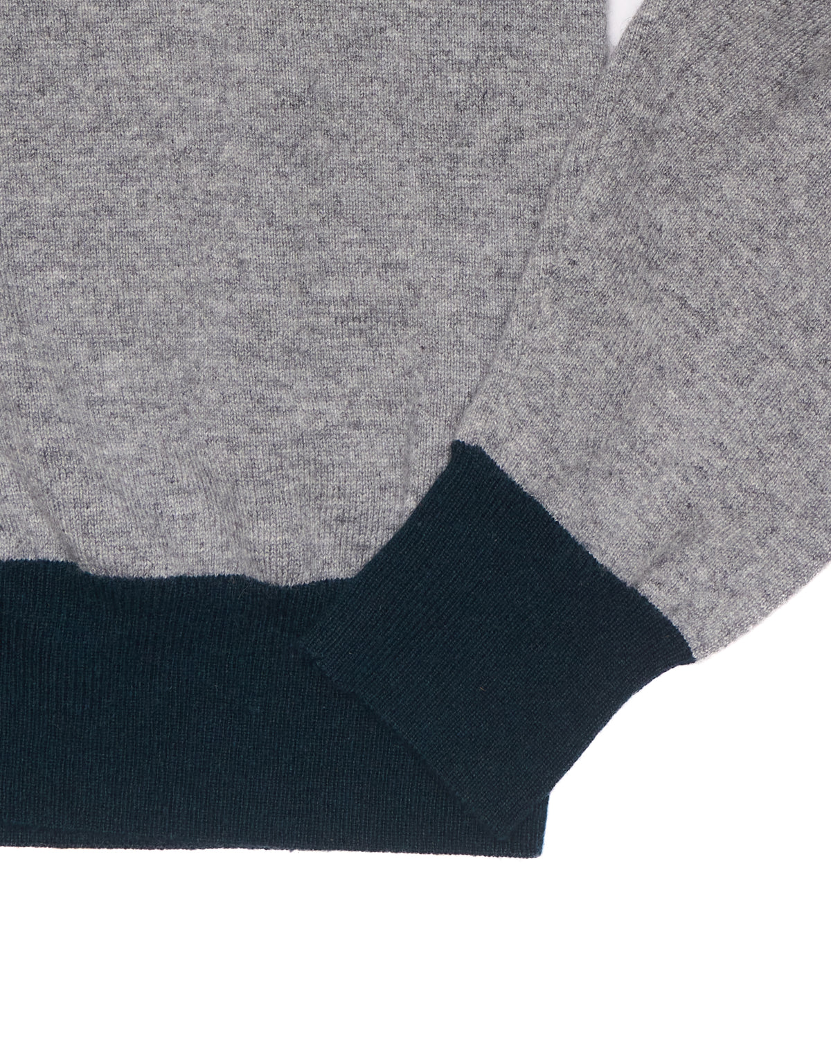 F/W16 Dolce & Gabanna Beaded Crest Cashmere Sweater