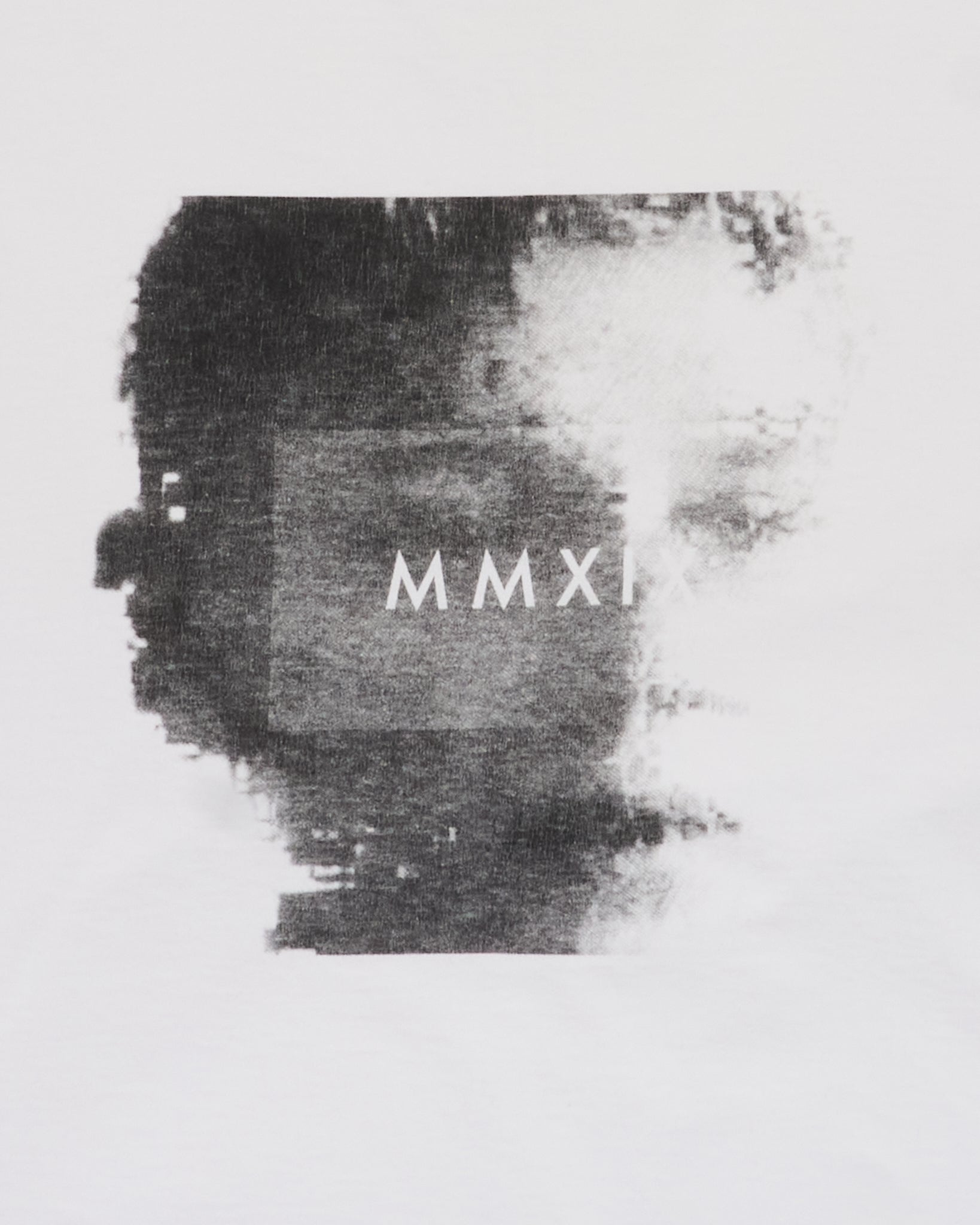 S/S19 Julius_7 "MMXIX_7 BEELZEBUB;" White Graphic Raglan T-shirt