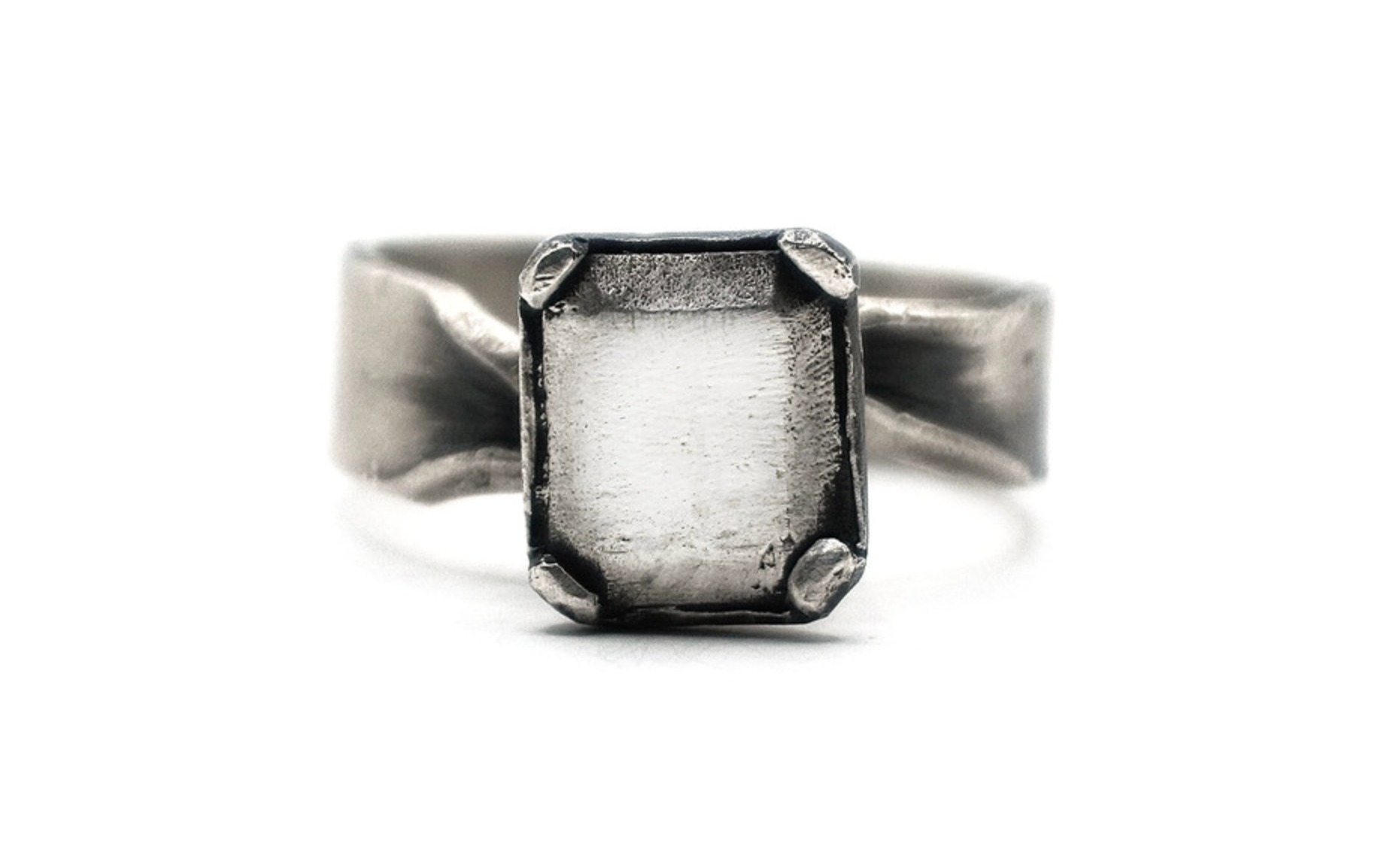 Agaffeine Square Cut Ring