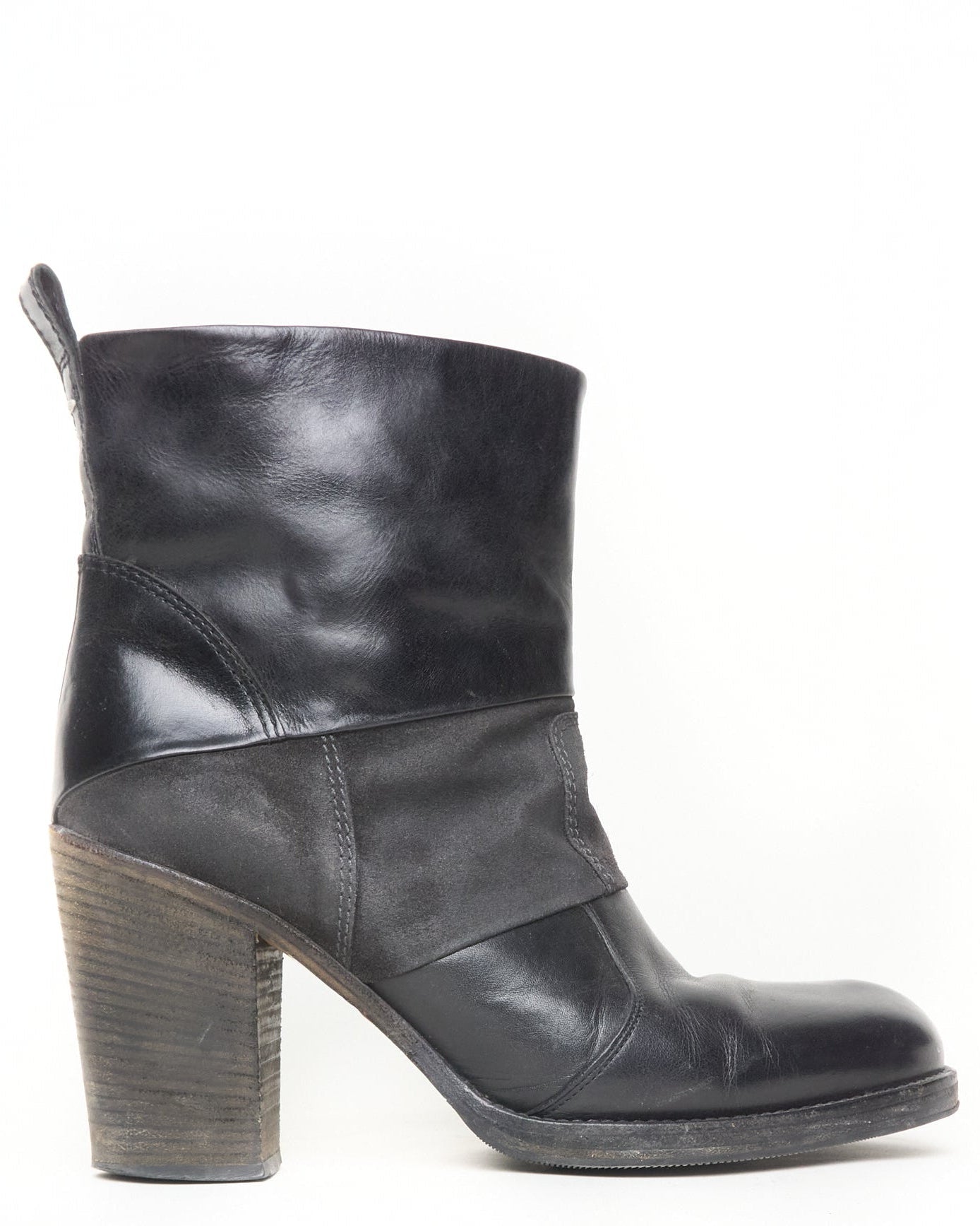 Maison Margiela Leather Pointed-Toe Boots