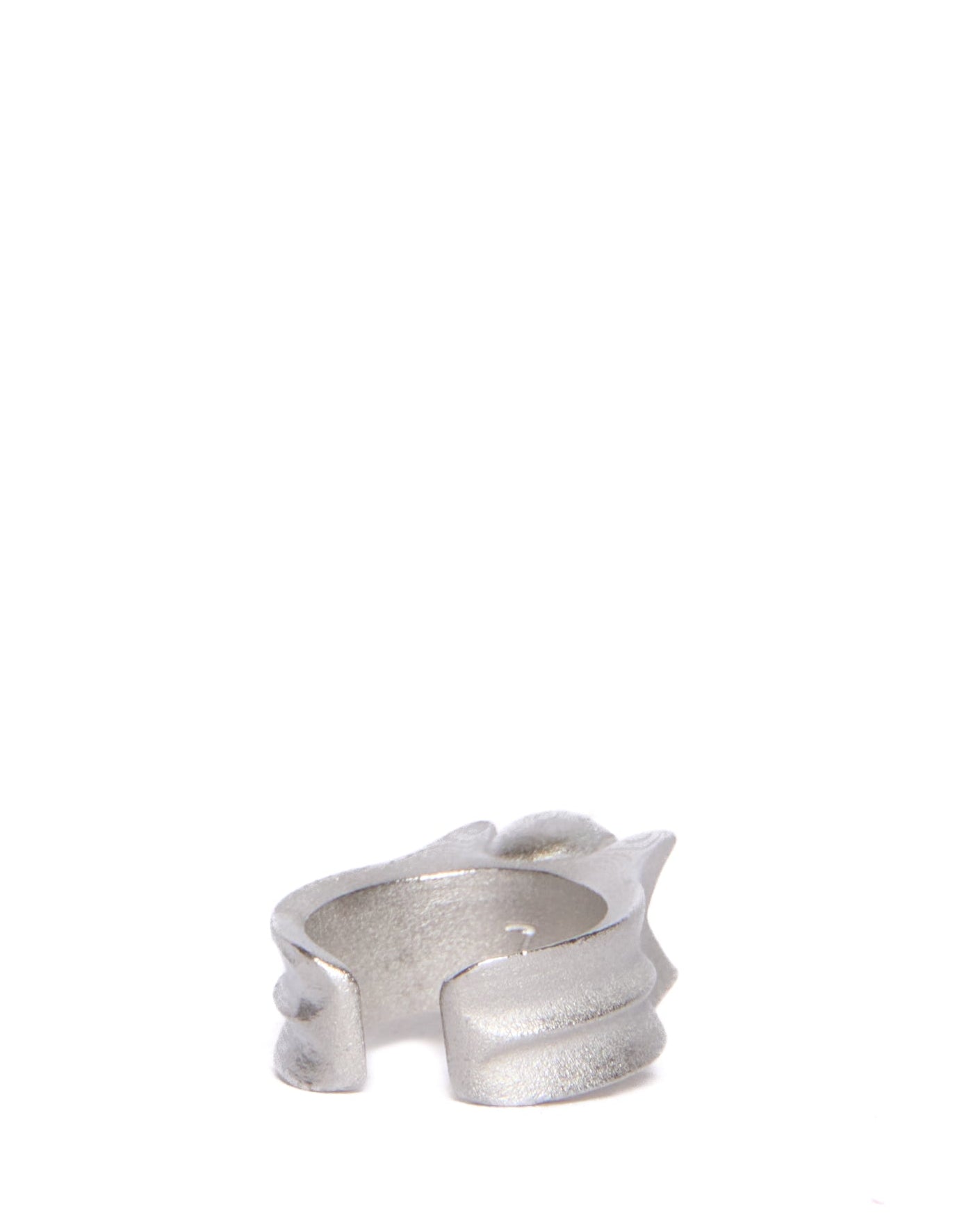 ! x DEC o WAR Gem Skull Ring