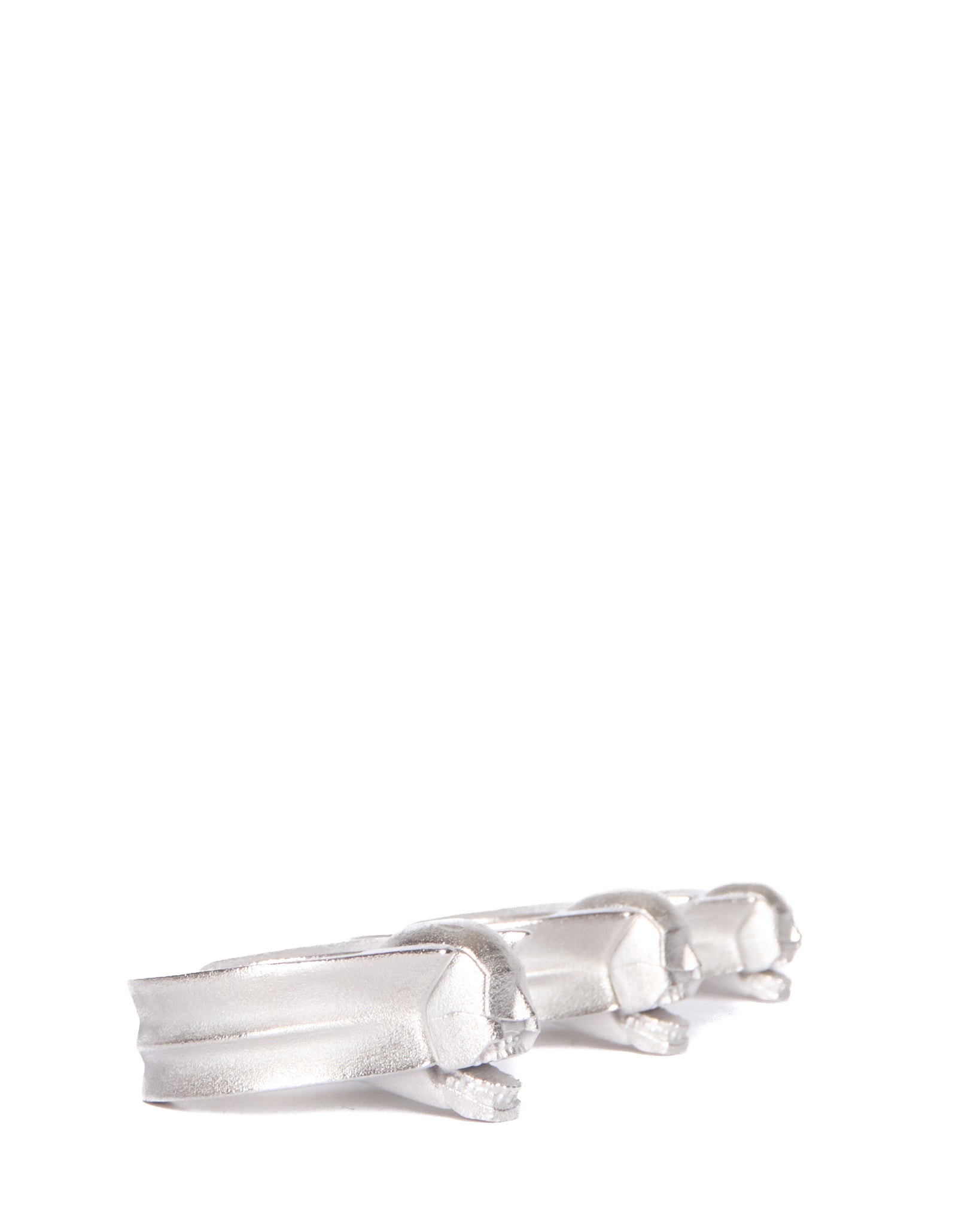 ! x DEC o WAR Gem Skull Ring